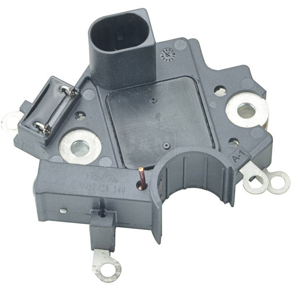 SKU7372 REGULADOR HITACHI 12V MARCA JAPEMA
