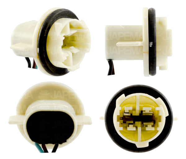 SKU9085 CONECTOR TIPO SOQUET PARA FOCO 3157 MARCA ECONOMICA